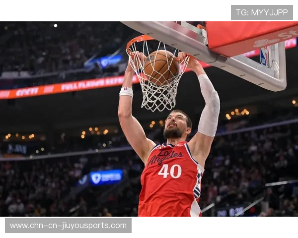 骑士米切尔连续突破，快船挡不住